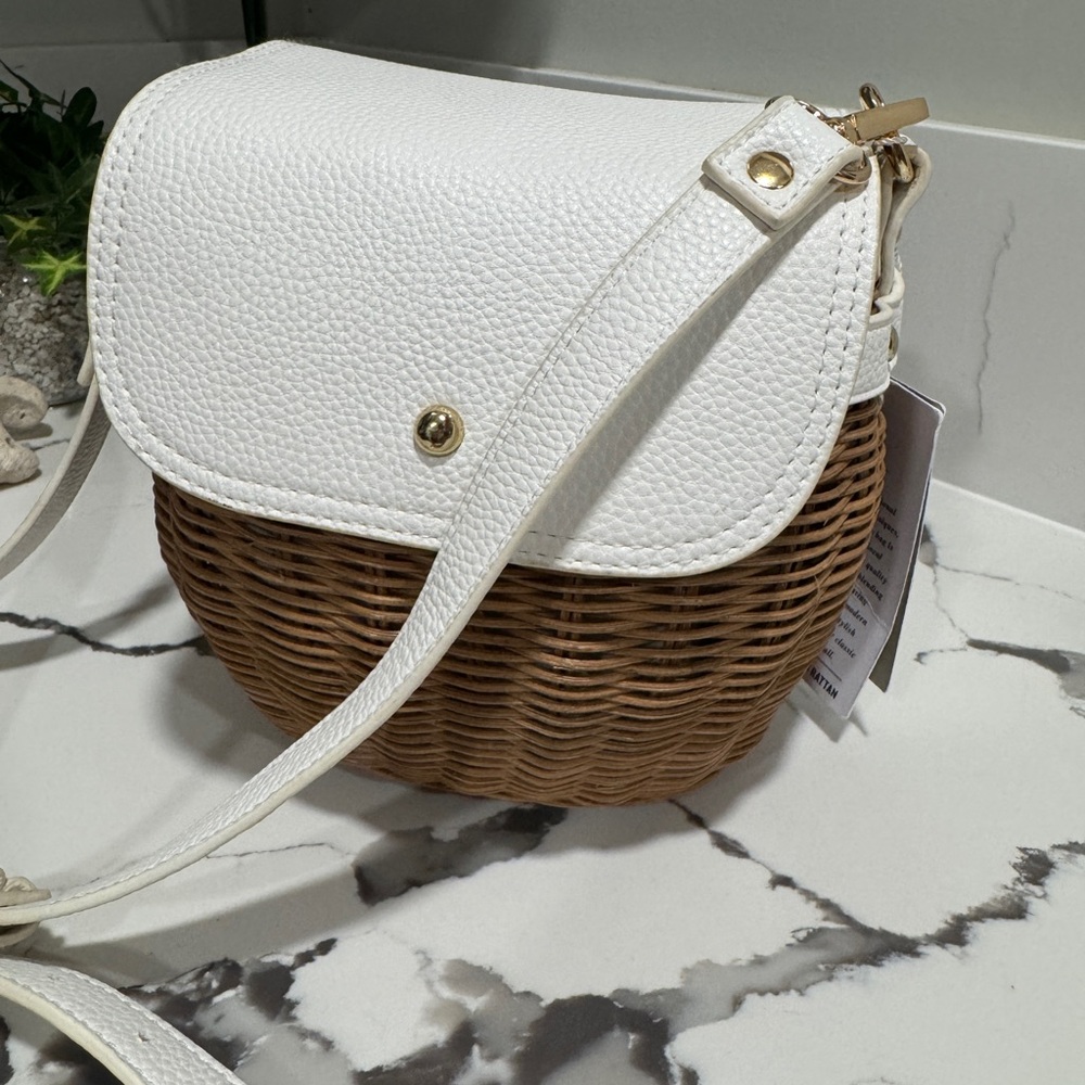 Tommy Bahama bag rattan wicker white bag White and Brown Woven Crossbody Bag